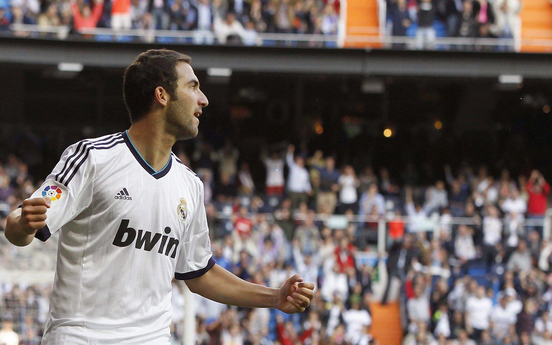 银石启航，凯迪拉克F1车队新车Project Epoch完成历史性首航测试